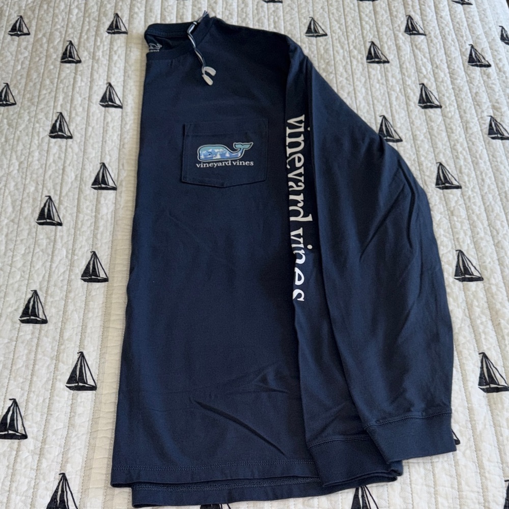 Vineyard Vines Navy Long-Sleeve Pocket Tee with Whale Patch
